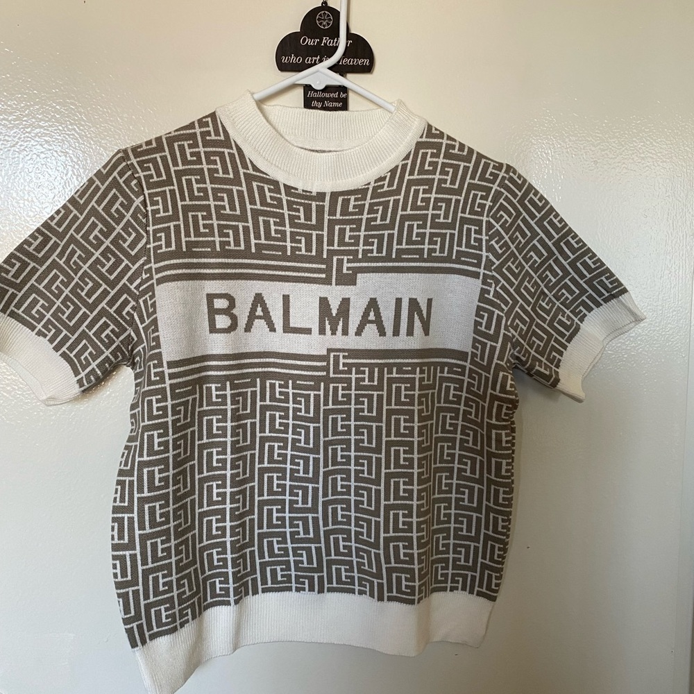 Knitted blouse